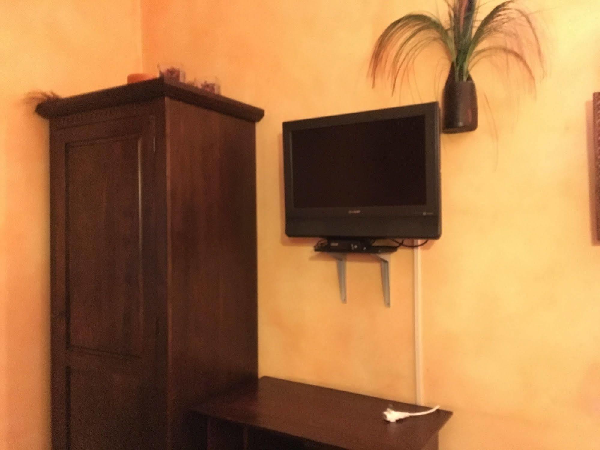 Momi Bed And Breakfast Roma Ngoại thất bức ảnh